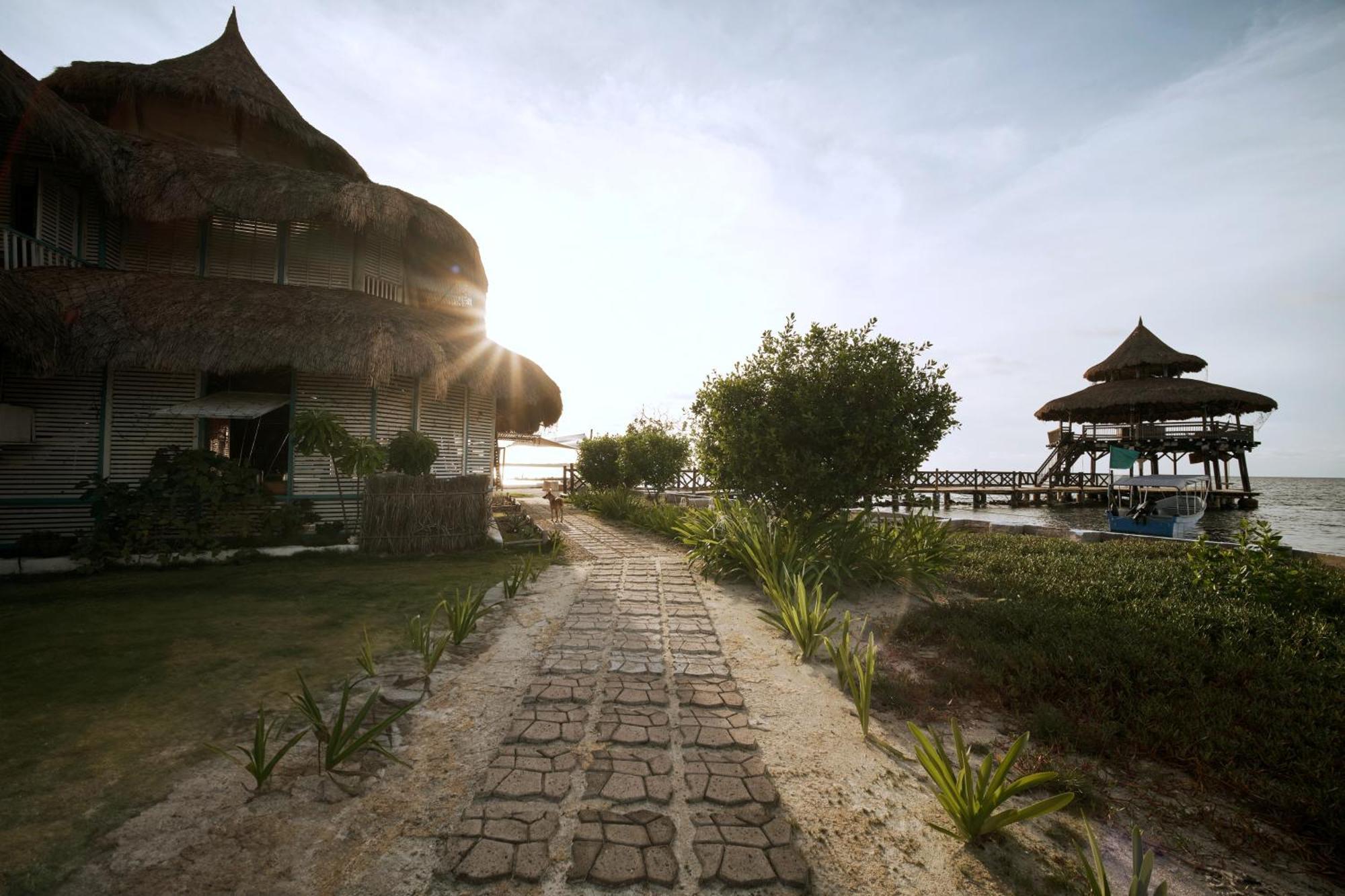 El Embrujo Tintipan Hotel Tintipan Island Exterior photo